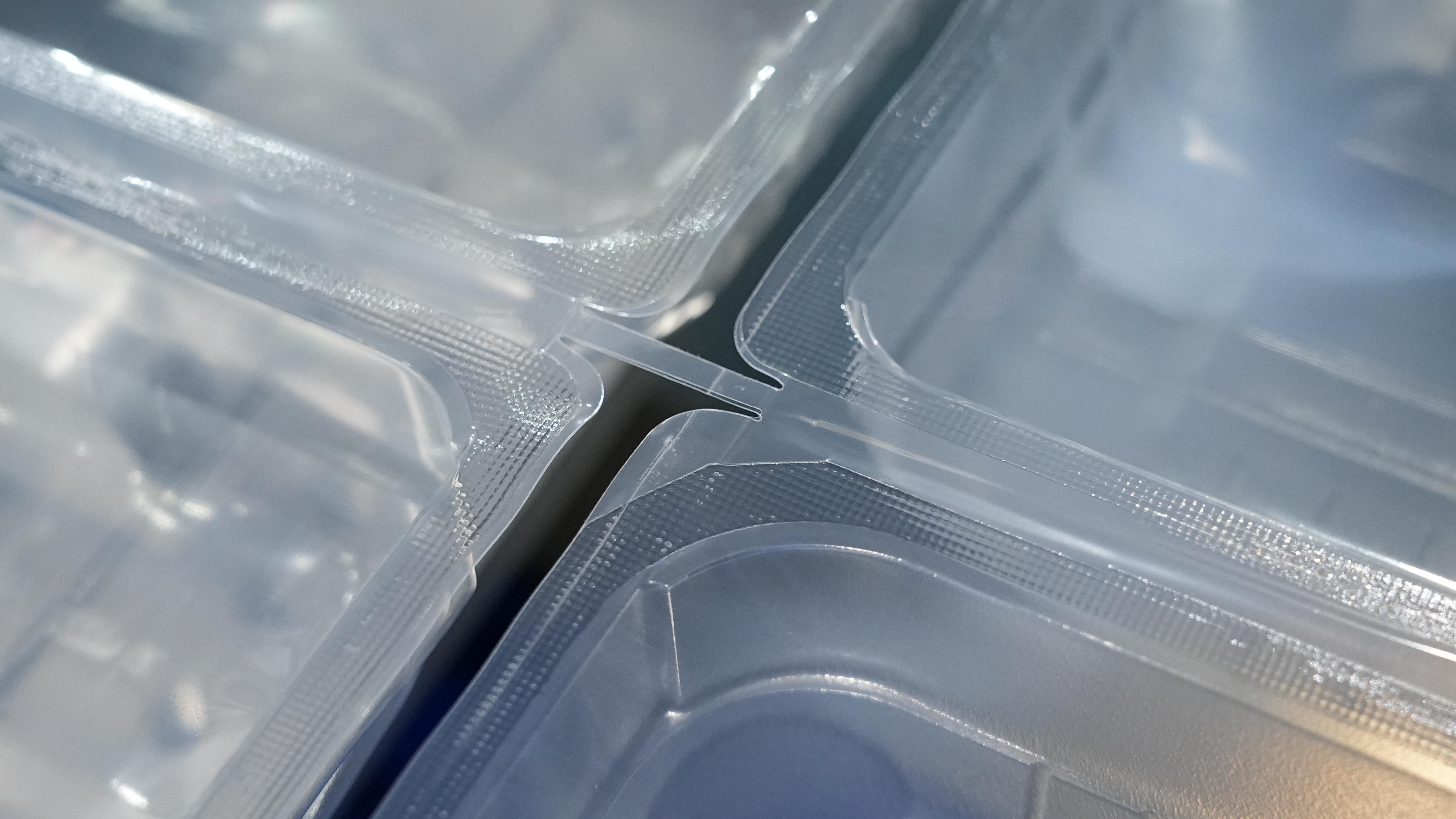 Hualian HVR-420T(Q) دستگاه بسته بندی وکیوم ترموفرمینگ فیلم سخت MAP برای گوشت غذاهای آماده غذاهای دریایی سالمون