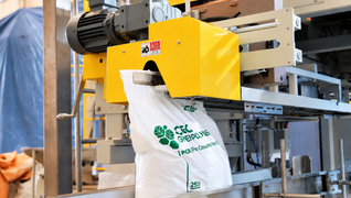 plastic pellets packaging solution.png